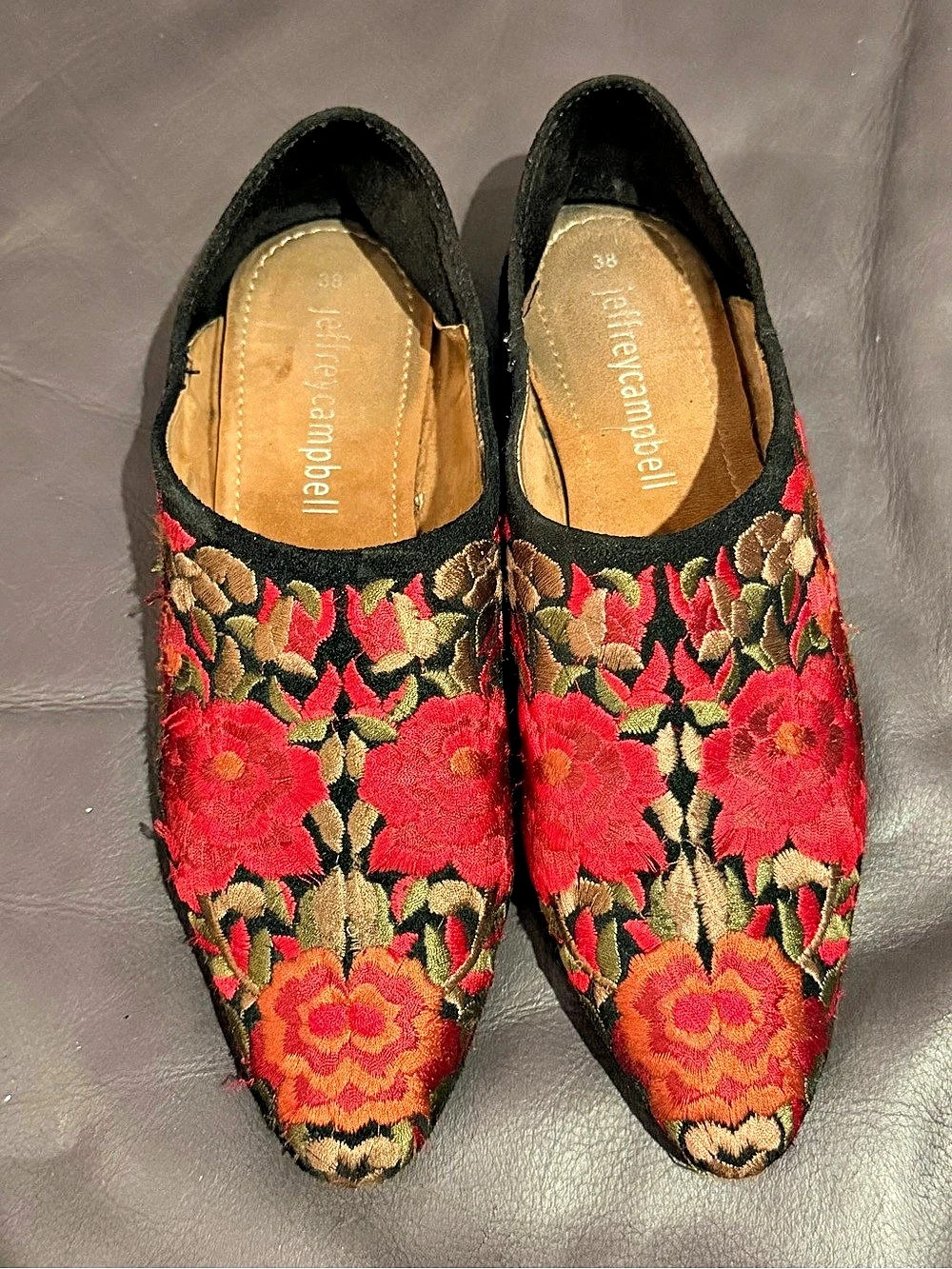 Jeffrey Campbell Floral Embroidered Flats Black & Red EU 38